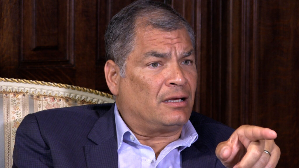 En entrevista con Radio Stereo Mundo, Correa destacó que en la actualidad el país se encuentra sumido en una crisis multisectorial que aleja a la inversión privada.