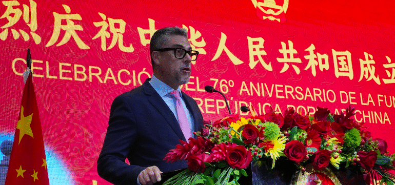  Ecuador felicita a China por su 76° aniversario y reafirma su apoyo al principio de una sola China