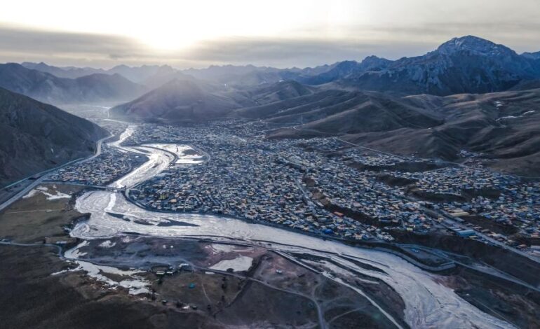  Capacidad de energía nueva y limpia supera por primera vez a energía de carbón en la principal provincia carbonífera china. 