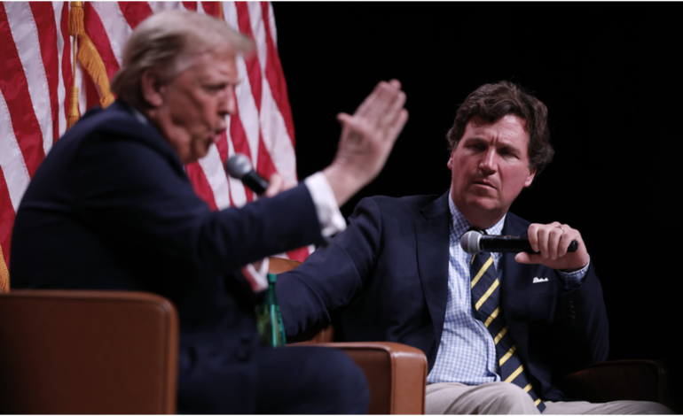  «No es MAGA»: Trump ‘expulsa’ a Tucker Carlson de su movimiento