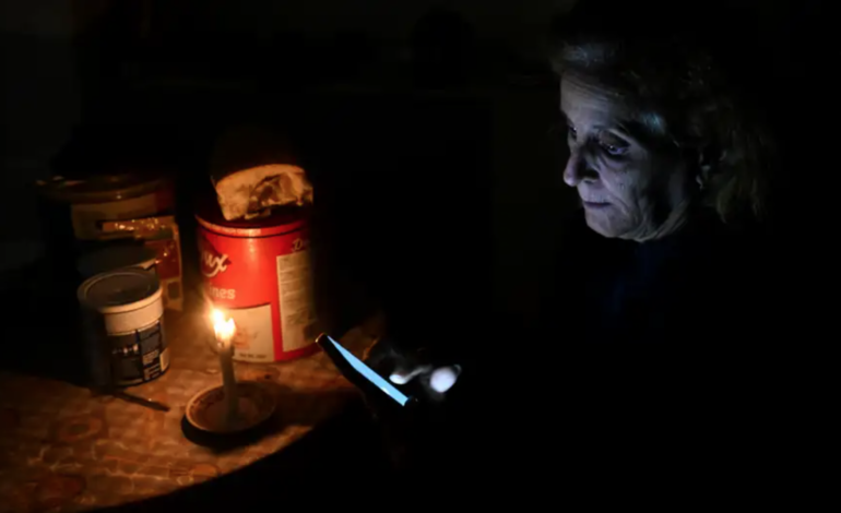  Cuba reconecta su red eléctrica tras largo apagón