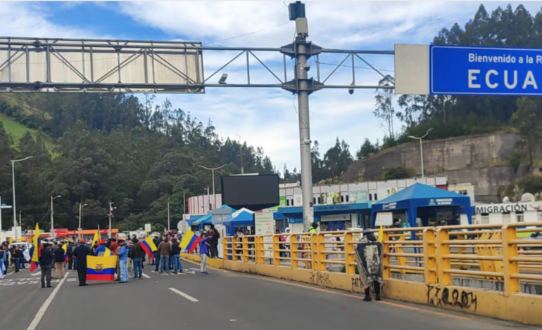  Gremios colombianos acuerdan compromisos en reunión con autoridades, mientras se mantiene movilización en zona fronteriza