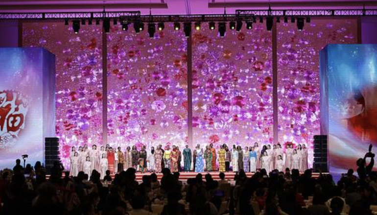  Celebran en Beijing recepción por Día Internacional de la Mujer