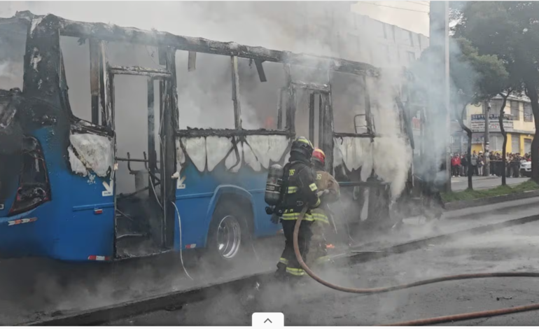  Dos muertos en siniestro de tránsito en el sur de Quito