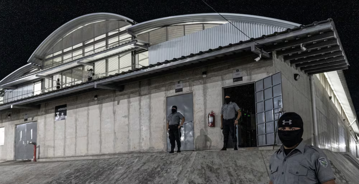 Más de 500 presos mueren en las cárceles de Bukele desde 2022