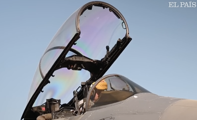  Estados Unidos rescata a un piloto del primer avión derribado por Irán en la guerra