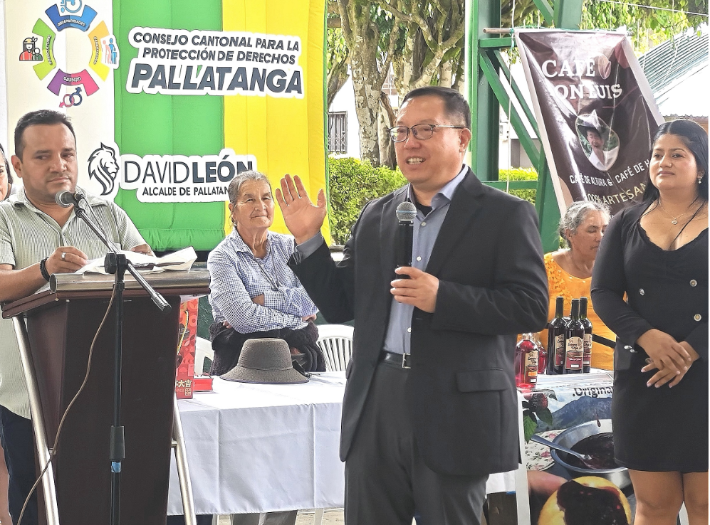 Embajador de China visita Pallatanga y abre oportunidades para el agro ecuatoriano