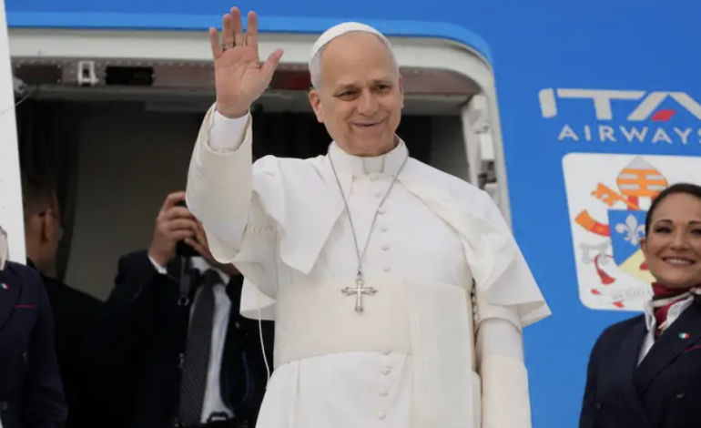  Papa León XIV desde Camerún: «El mundo está siendo destruido por unos pocos tiranos»