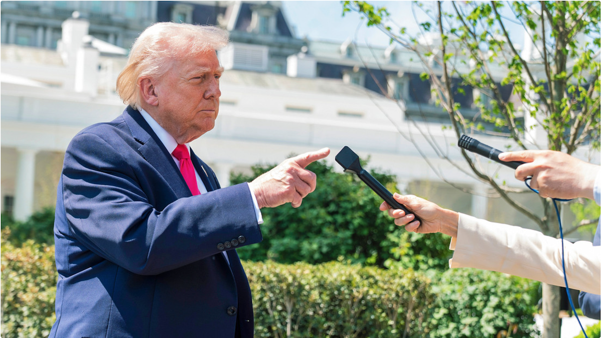 «Nadie está jugando»: Trump anuncia que la delegación de EE.UU. se dirige a las negociaciones con Irán