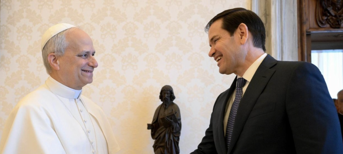León XIV recibe a Marco Rubio en el Vaticano, tras las críticas de Trump al Papa