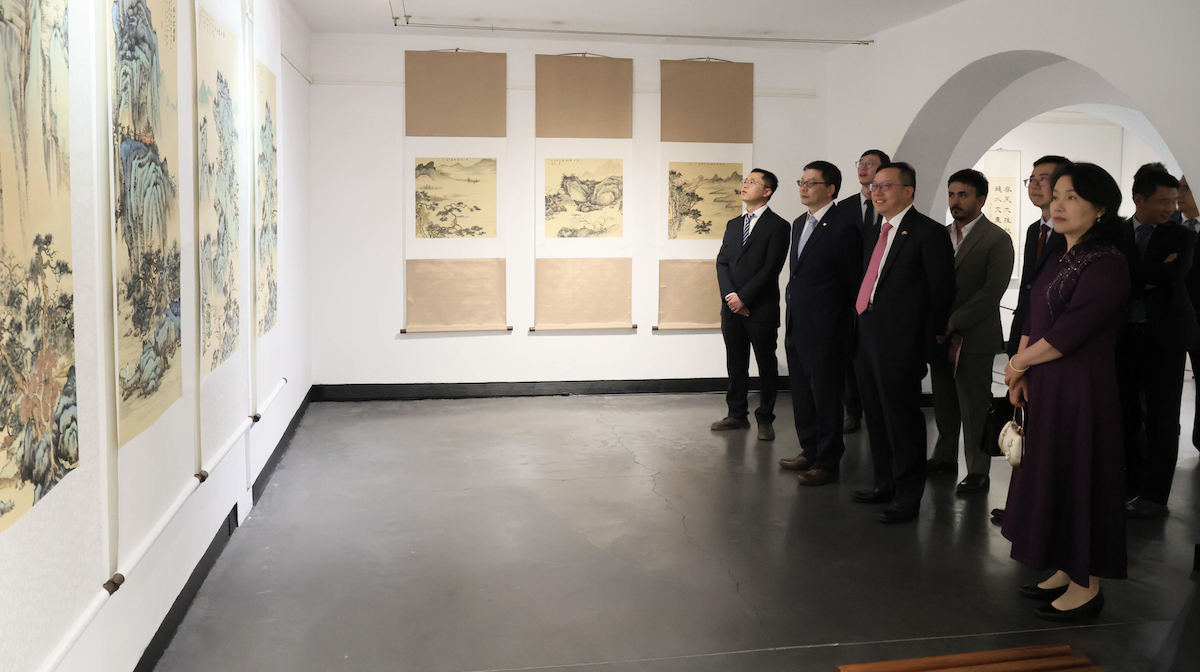 China y Ecuador sellan un diálogo cultural con tinta, montañas y memoria andina