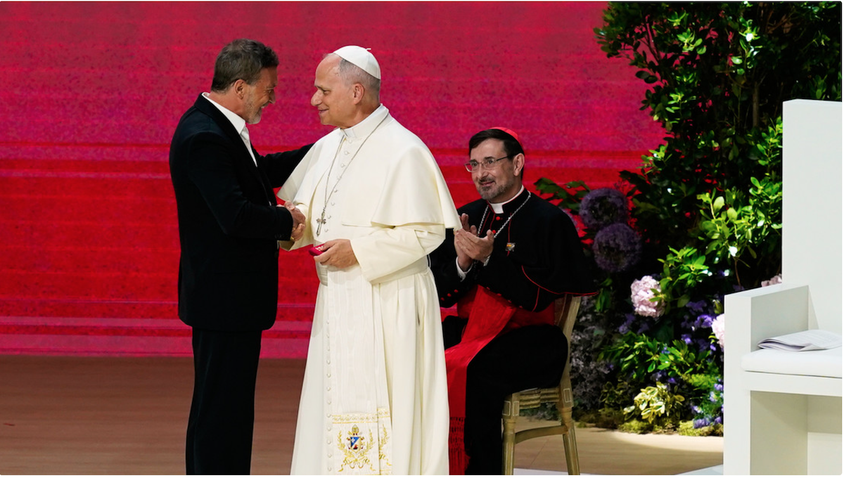 El hechizo de Dios": Antonio Banderas habla de la IA y el arte ante el papa León XIV - Confirmado