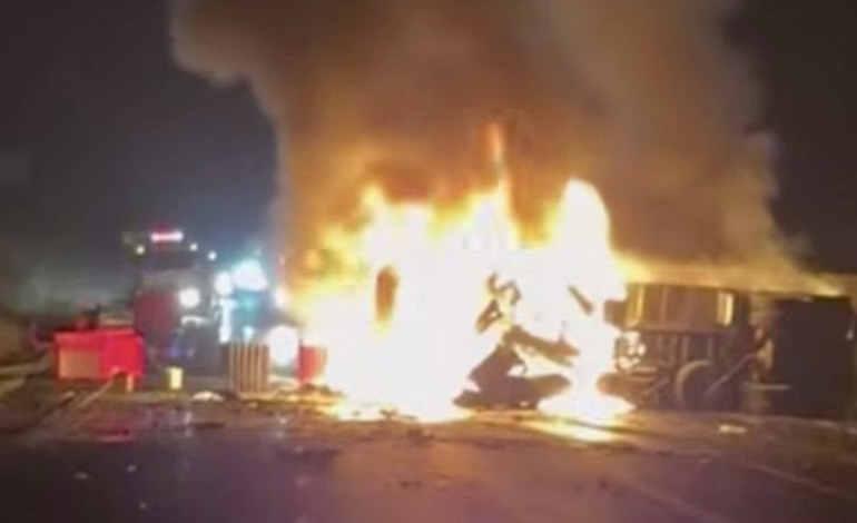  Al menos 10 fallecidos en accidente vial en zona rural de la costa de Ecuador