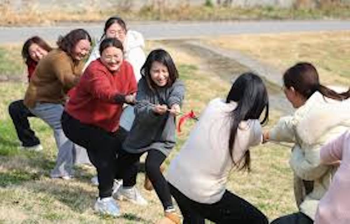China presenta directrices para fortalecer el trabajo social