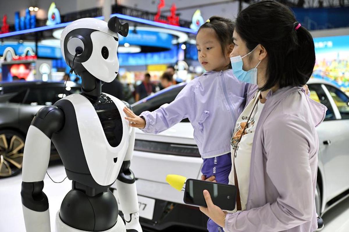 China ofrecerá 5.000 oportunidades de formación en IA para países en desarrollo, afirma Xi