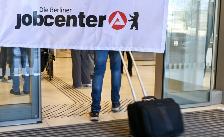  Tasa de desempleo sube en agosto hasta el 6,5 % en Alemania