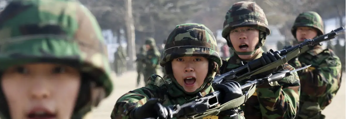 Corea del Sur se inclina por el servicio militar obligatorio para las mujeres