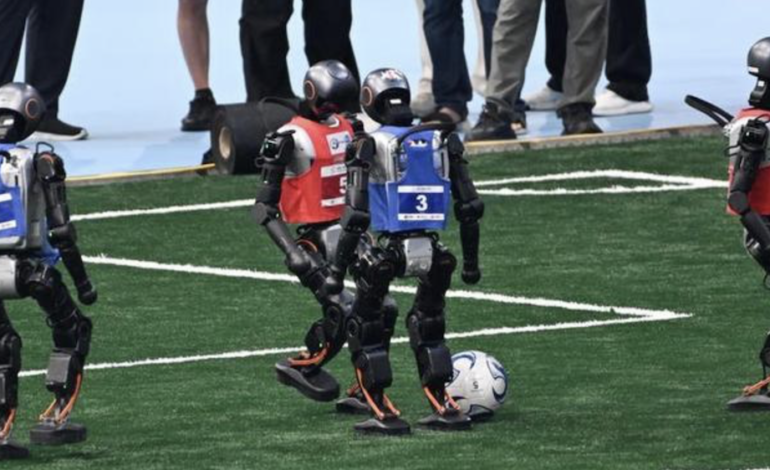  China.- Participación de robots se cuadruplica en II Juegos Mundiales de Robots 