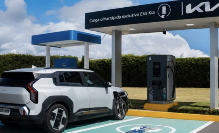  Kia conquista el mercado eléctrico en Ecuador: lidera las ventas con 214 vehículos en julio y acelera la movilidad sostenible