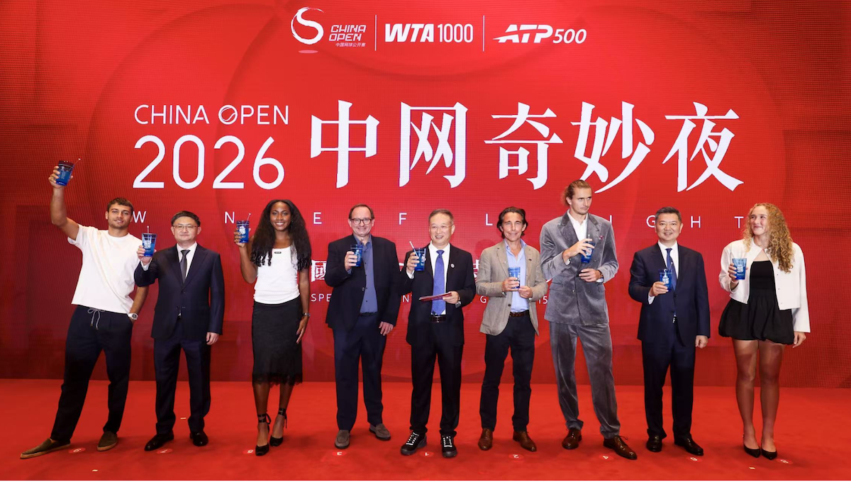 Tenis.- Las estrellas del China Open brillan en la alfombra roja y celebran la cultura china