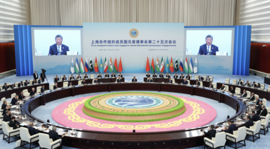 Un año después, China vuelve a poner su apuesta sobre la mesa: ¿quién debe decidir las reglas del mundo?