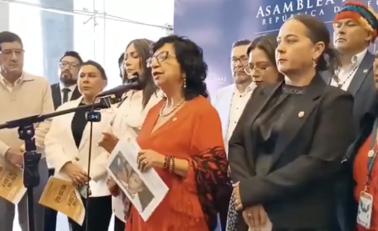  Oposición de Ecuador pide a Contraloría transparentar alza patrimonial de presidente Noboa