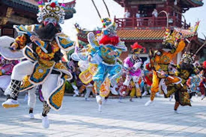  70 años después, Feria de Cantón de China destaca innovación e inteligencia en comercio global