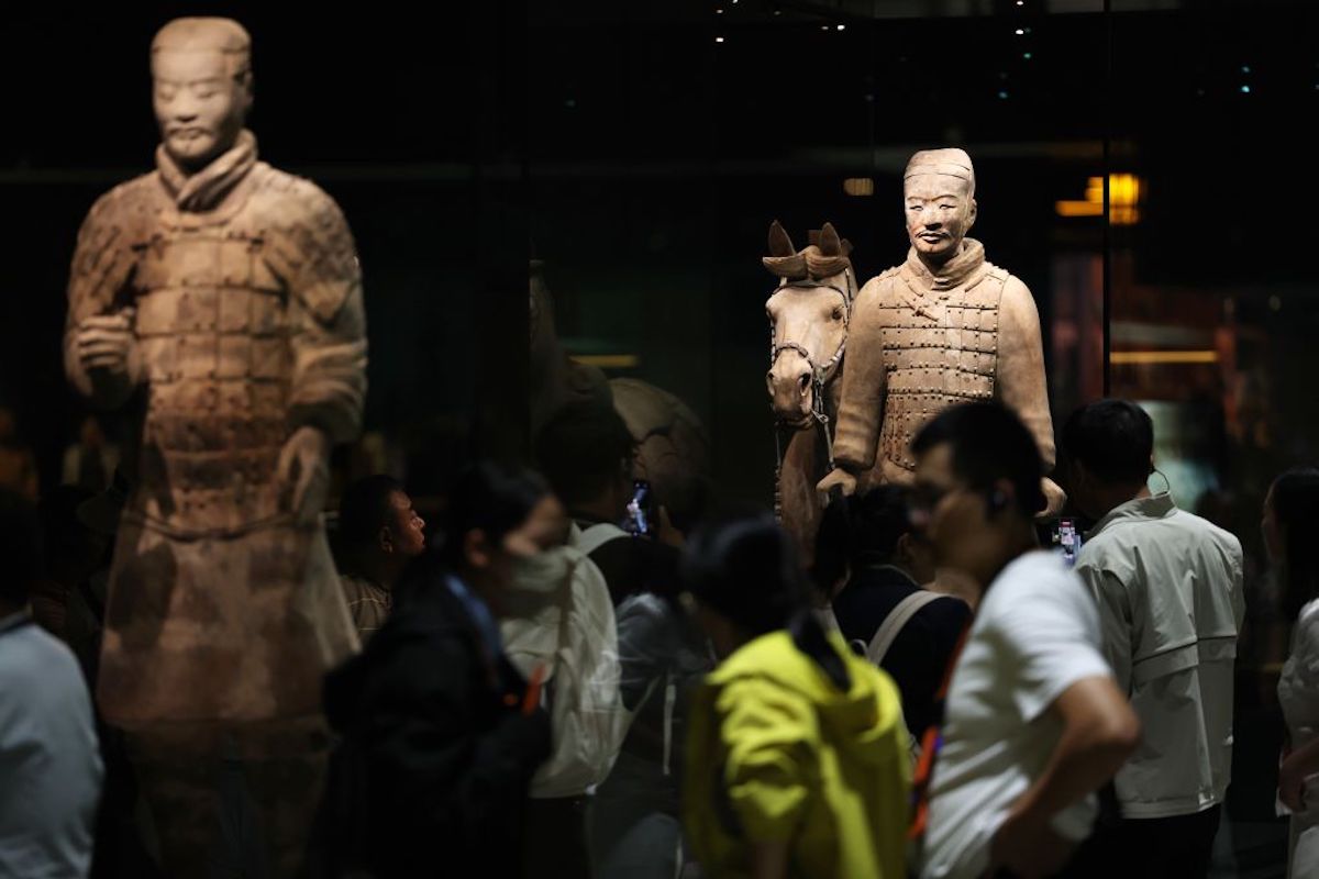Investigadores chinos reconstruyen el rostro de un hombre de hace 8.000 años a partir de sus restos