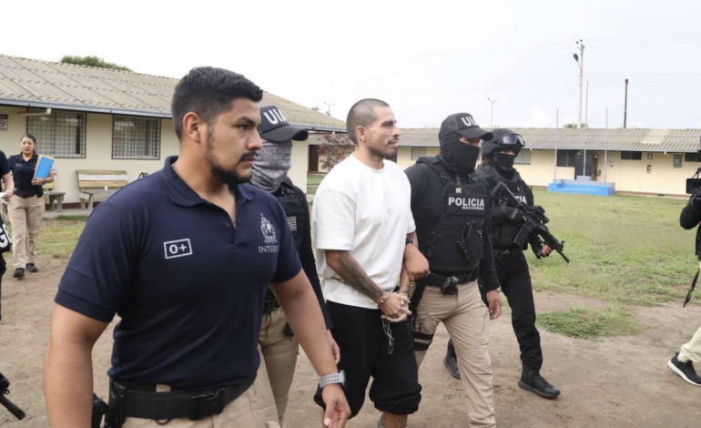  Ecuador extradita a Daniel Salcedo, Ronald Herrera y alias Churrón a Estados Unidos
