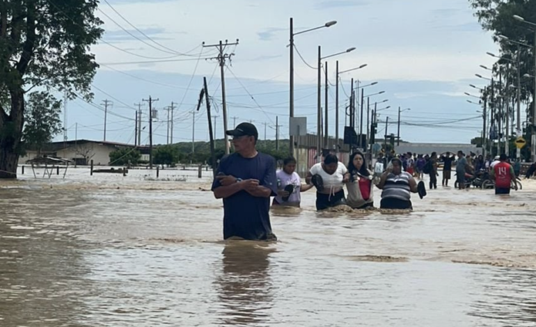  Al menos 12 ríos desbordados en Ecuador por lluvias asociadas a El Niño