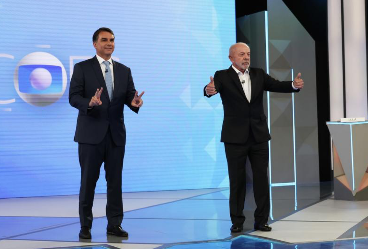 Lula y Flávio Bolsonaro centran último debate presidencial en economía, seguridad e infraestructura de Brasil