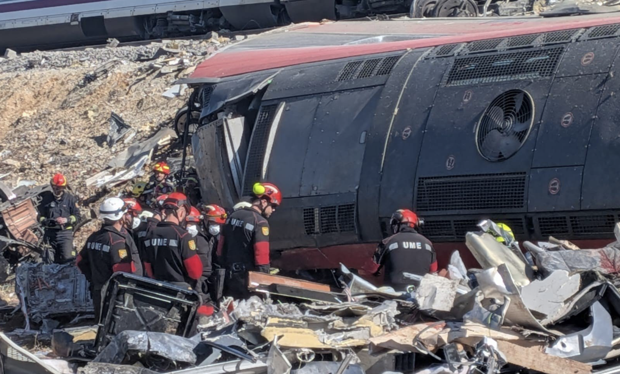 España.-Accidente.- Page eleva a 68 el número de fallecidos en el siniestro de Urda y apunta a 15 heridos en estado muy grave